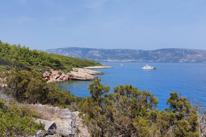 hvar