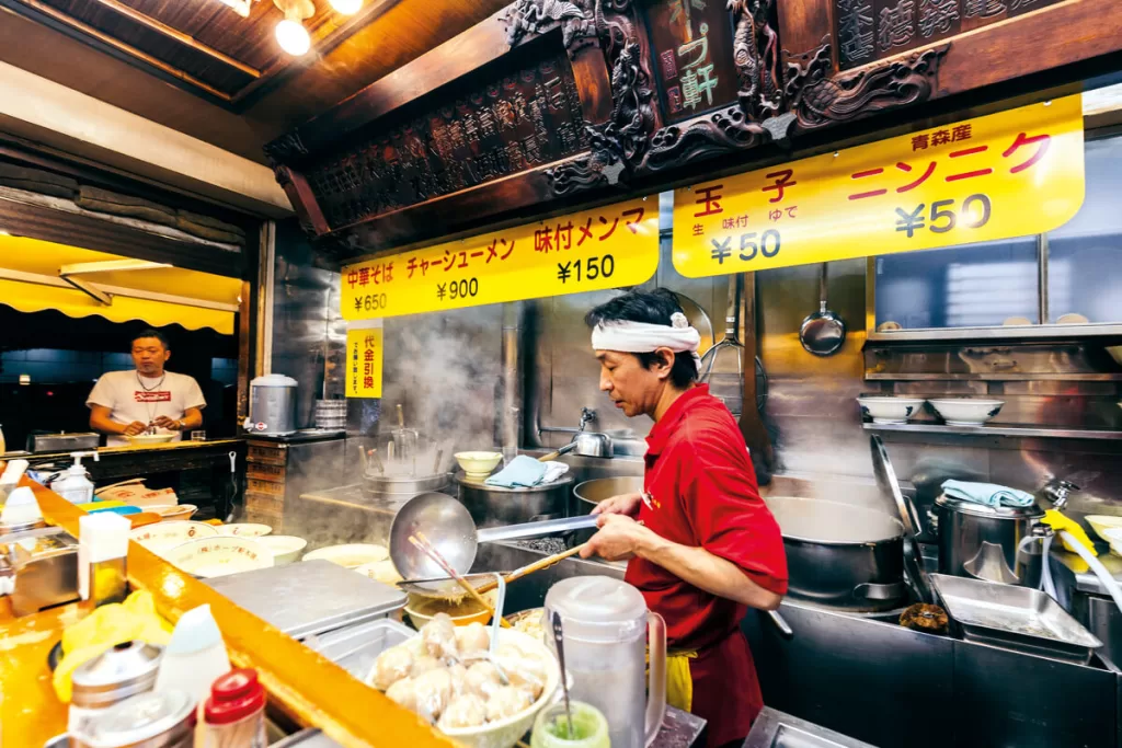 Otwarta kuchnia ramenowni