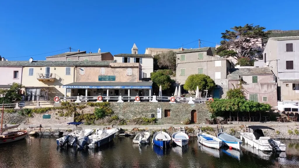 86 Jesli Tylko Wstrzelimy Sie We Francuskie Pory Karmienia W Centuri Zjemy Ponoc Doskonale Owoce Morza 1