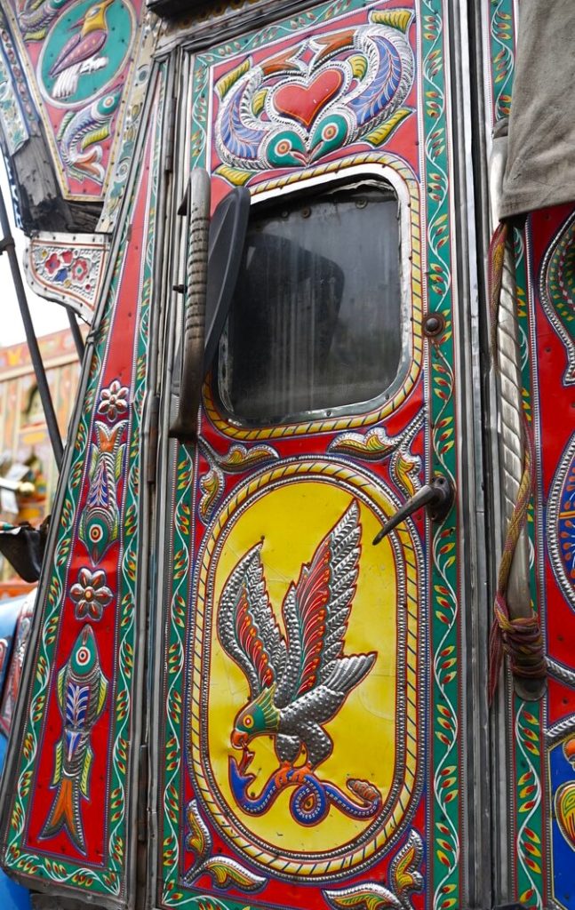 pakistan ciężarówki