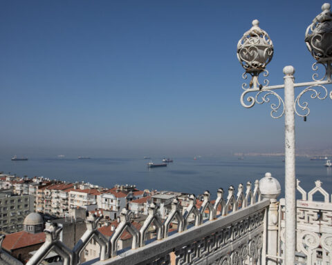 Izmir 0695 1 480x384