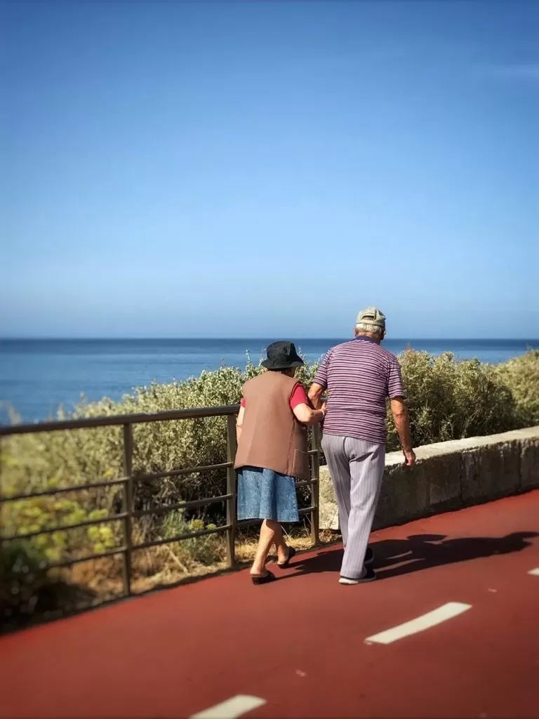 IMG 741751f6e93185075364bfa966642d1f V 01