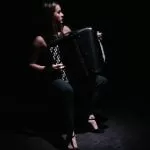 dziewczyna z akordeonem