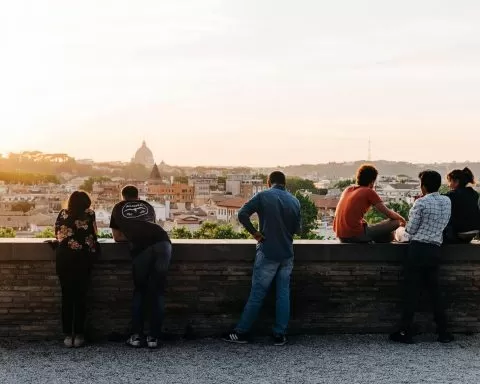 Gabriella Clare Marino BqCeO4b0678 Unsplash 1 1