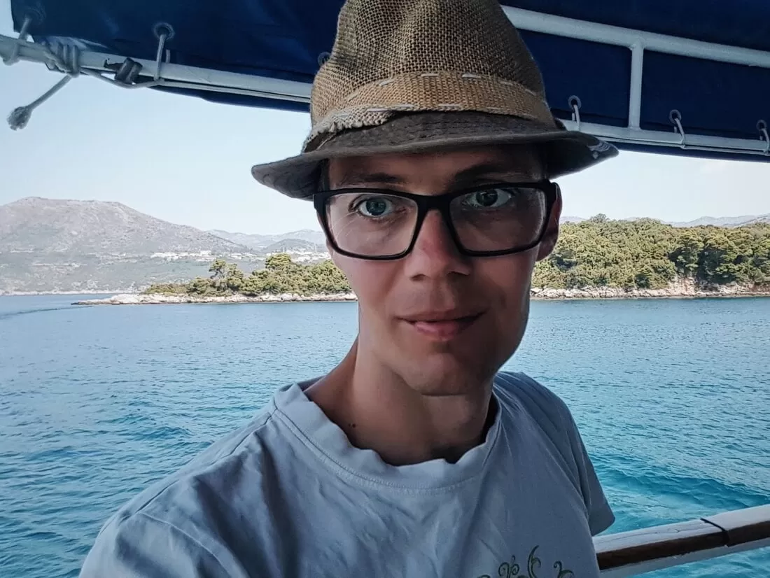 1970 01 19 094027703 1