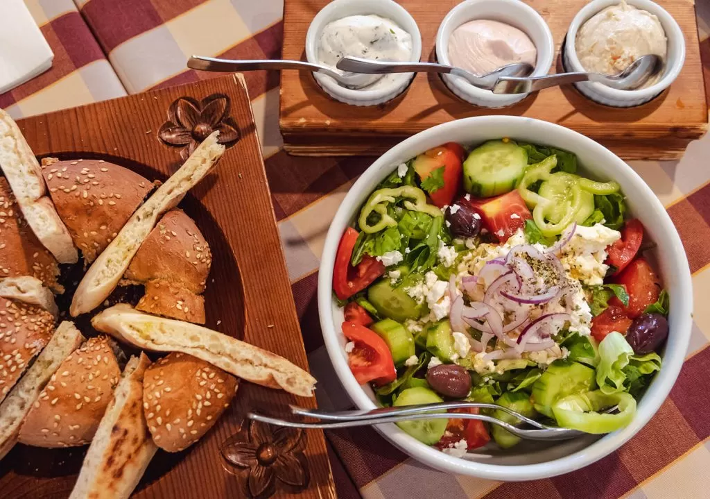 co jeść na cyprze? Mezze!