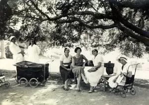 Aleksandrinke V Parku