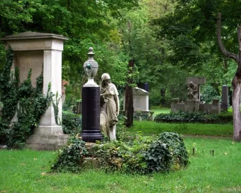 Kerepesi Cemetery 2 2007 1