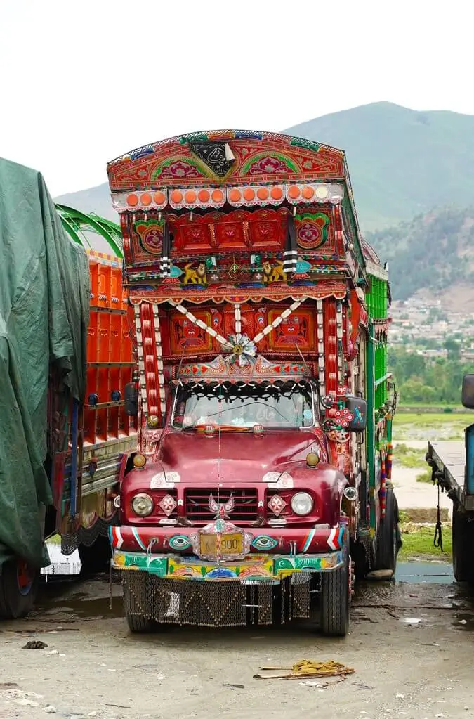 pakistan ciężarówki