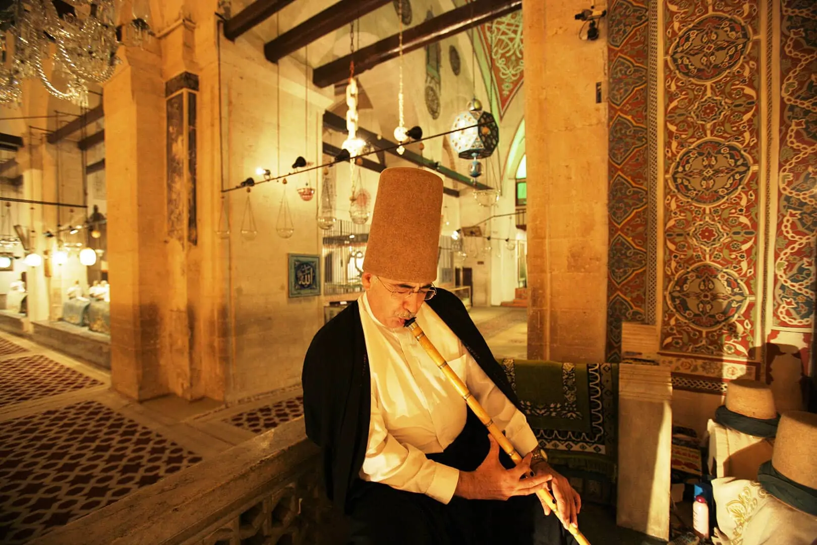 Seb I Arus – Turkiye Turcja Upamietnia Rumiego 3 Fot. TGA