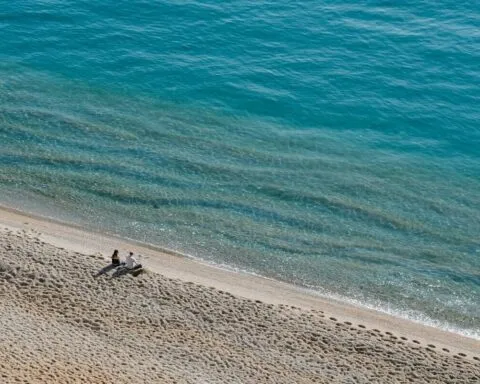 Robert Bye AZlNGxZ0g5k Unsplash 1 1