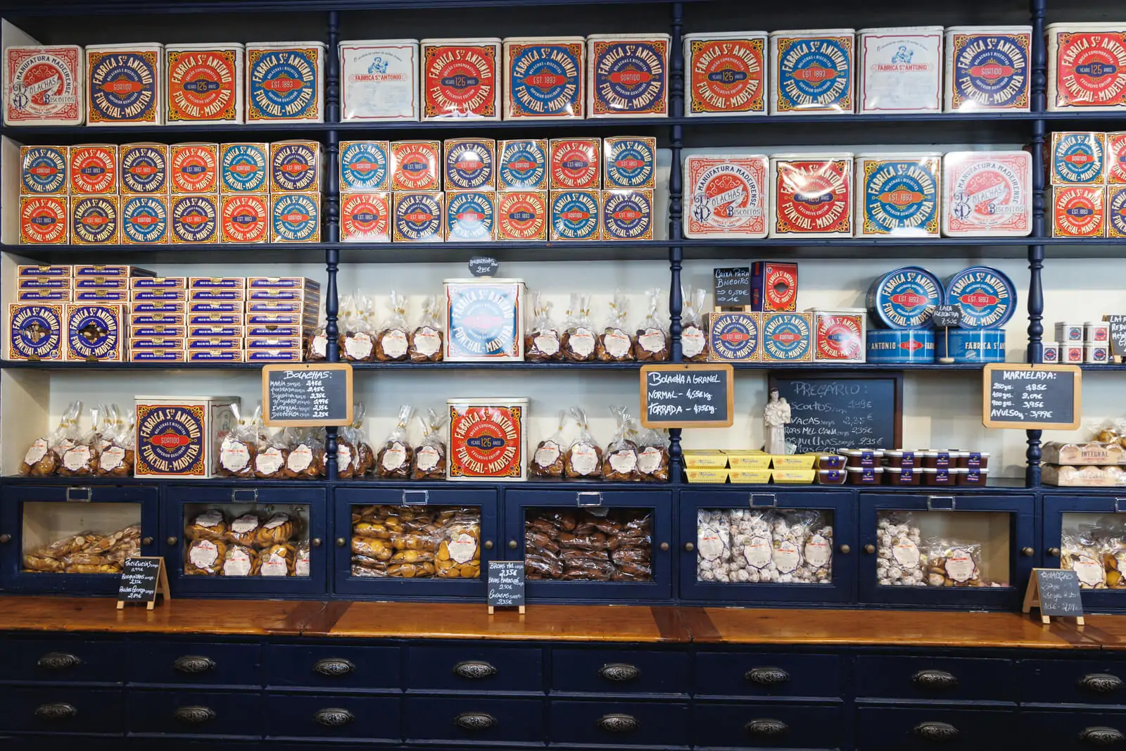 Funchal Sklepzciastkami 01 1