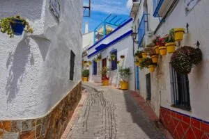 Christian Hergesell 1C YfnIWPi8 Unsplash 1 1